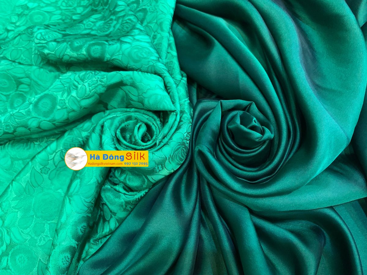 Bộ vải Áo Dài bà Sui Hoa Hồng Nhí (Áo 3.7m + Quần 2.3m) MNV-KGHT 301