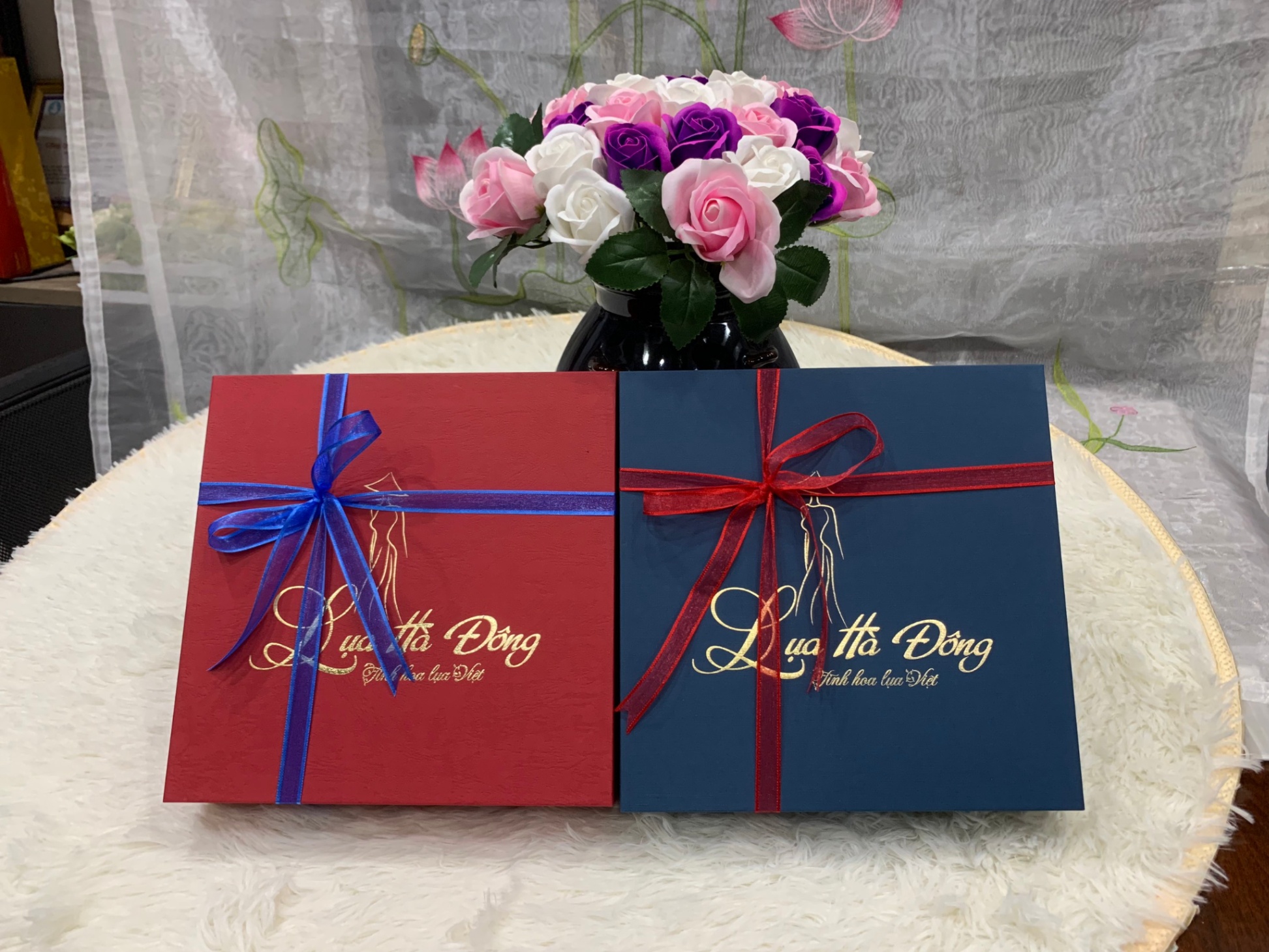 Hộp lụa thiết kế cao cấp Hek01