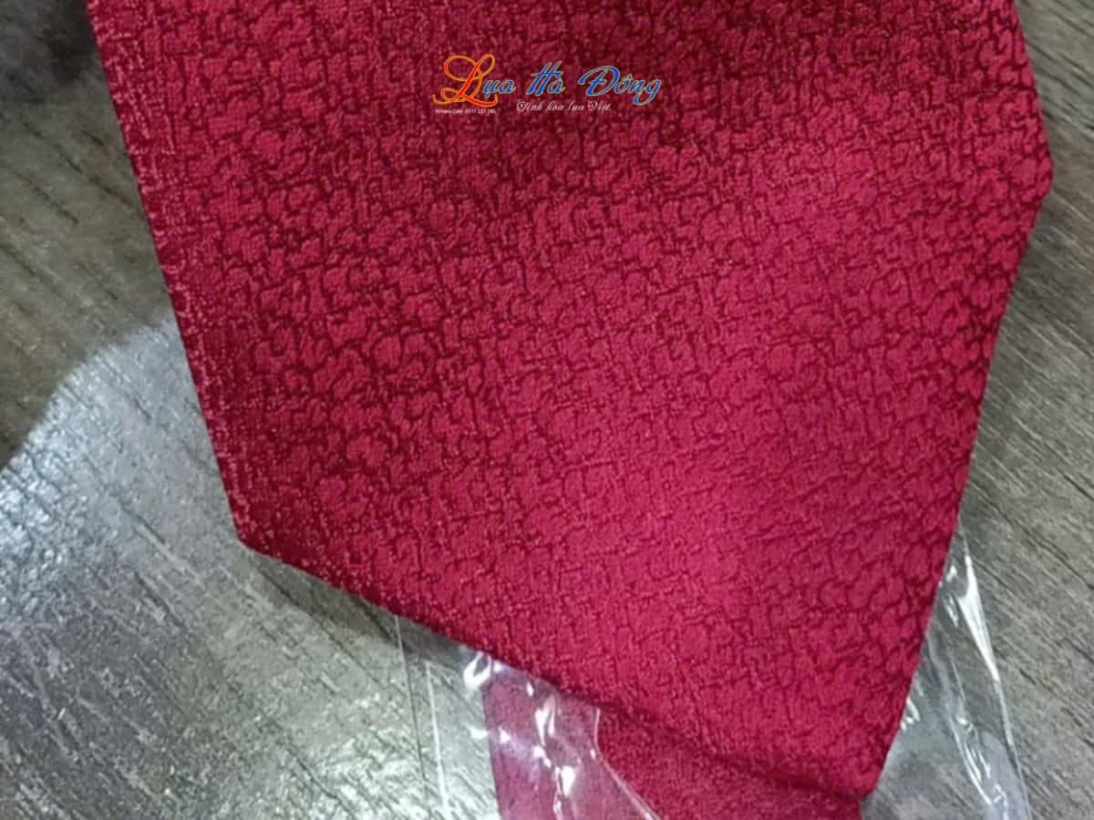 Cravat lụa đỏ MNV-CRVPT85-1