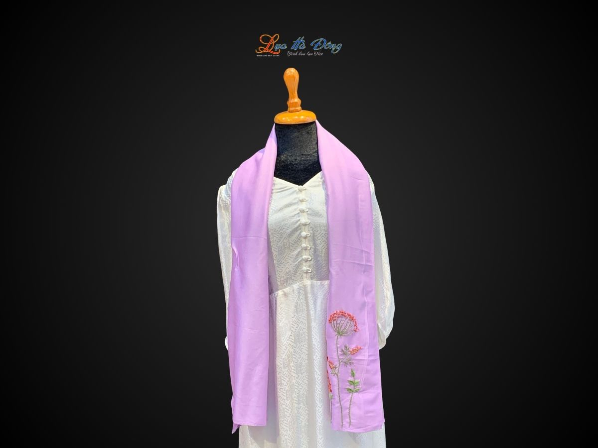 Khăn lụa đũi thêu tay tím Lụa Hà Đông 45x180 LNLT45180/1