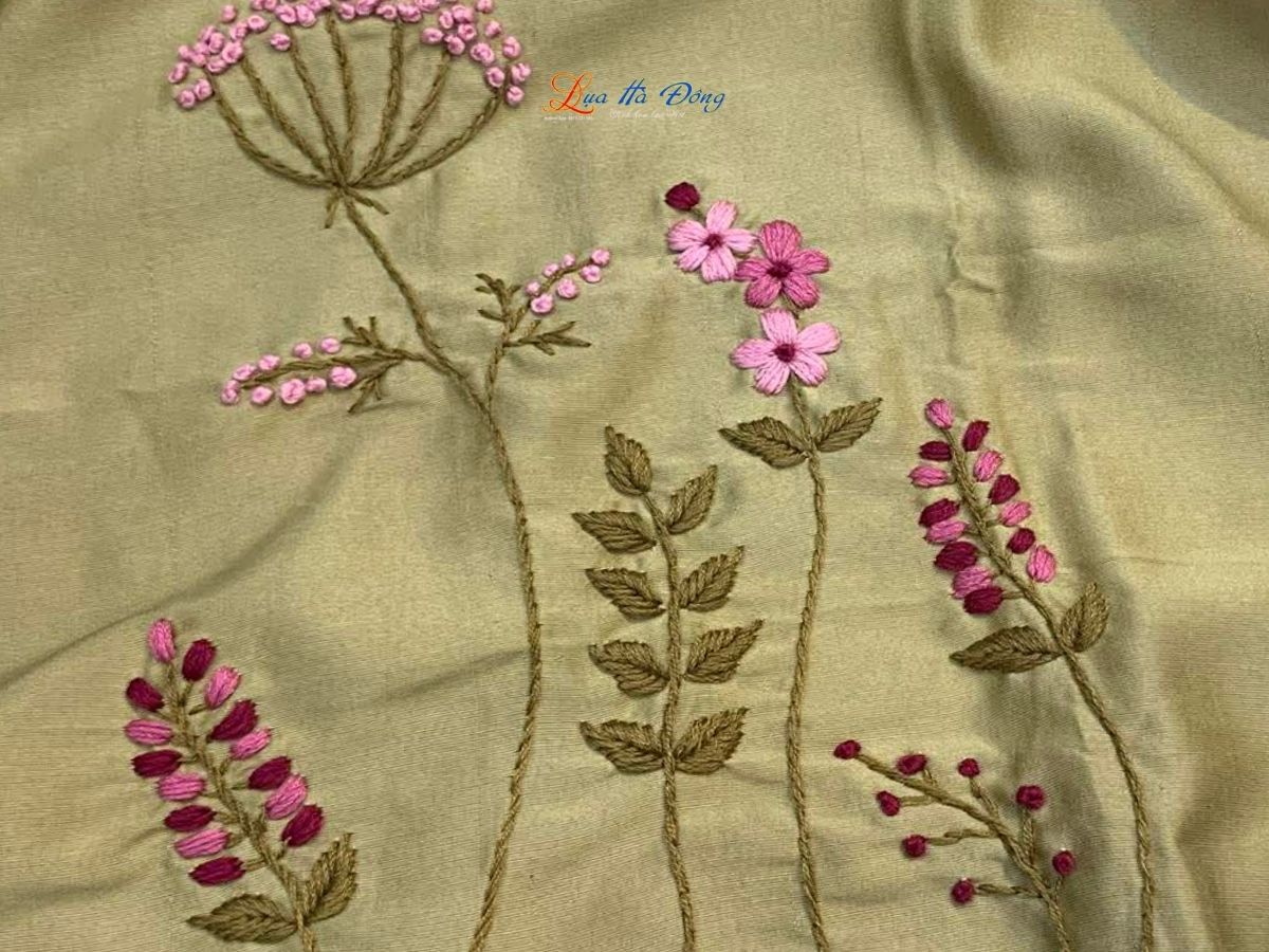 Khăn lụa đũi thêu tay xanh cỏ cháy Lụa Hà Đông 45x180 LNLT45180/6