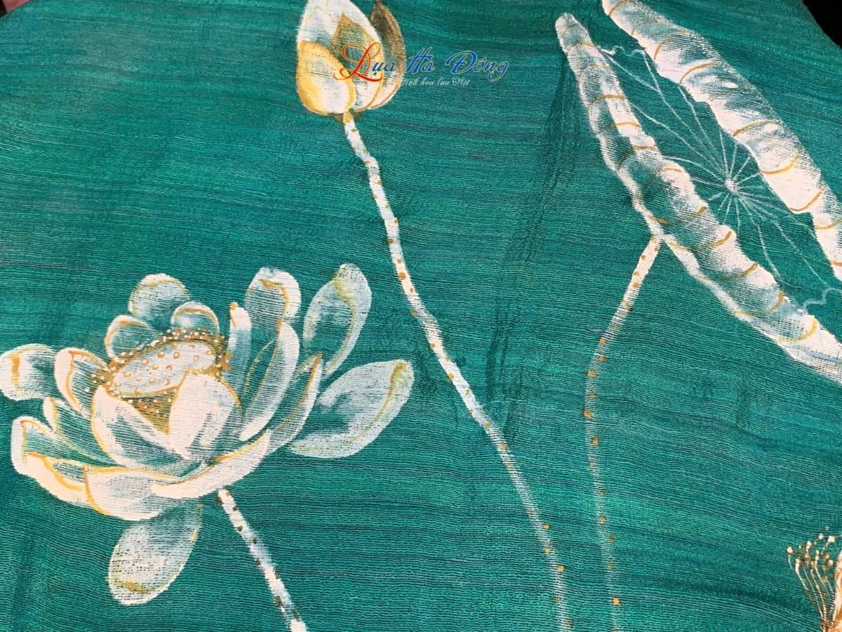 Khăn lụa Đũi xanh rêu vẽ sen 100% silk 80x180 tua rua KLTA80180/2