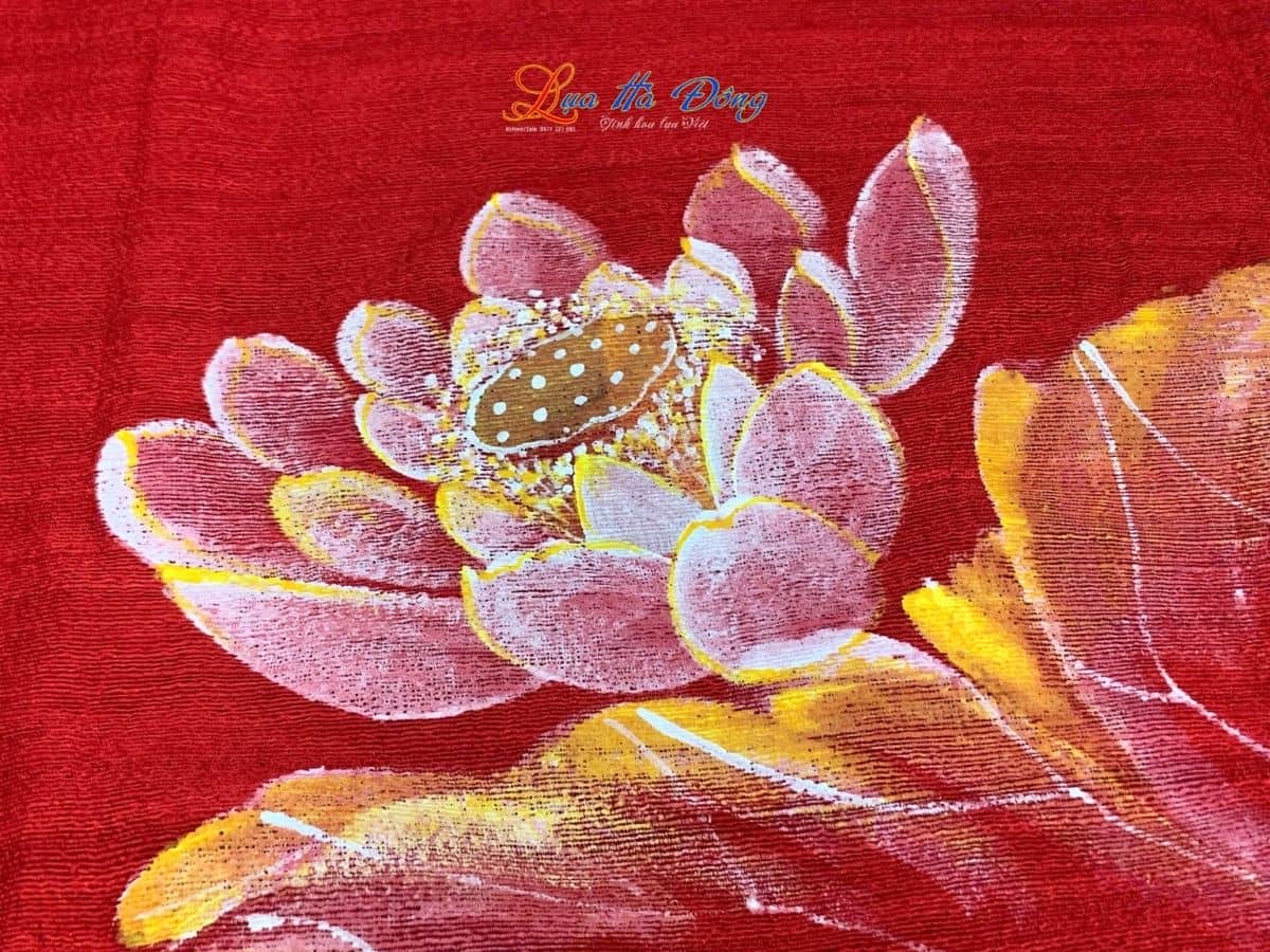 Khăn lụa Đũi đỏ tươi vẽ sen 100% silk 80x180 tua rua KLTA80180/7