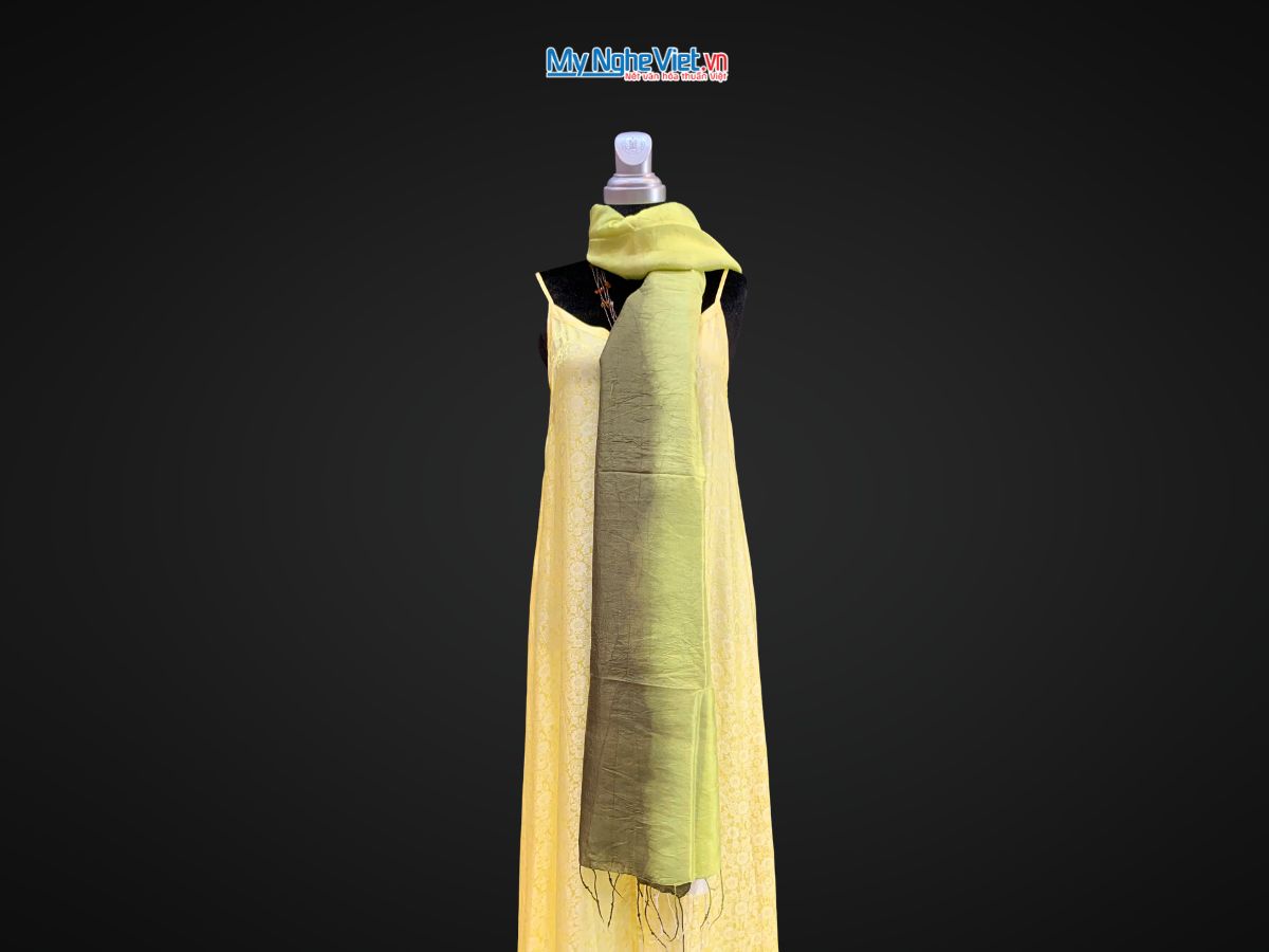 Khăn lụa tơ tằm loang màu xanh MNV-KLNC87180/13