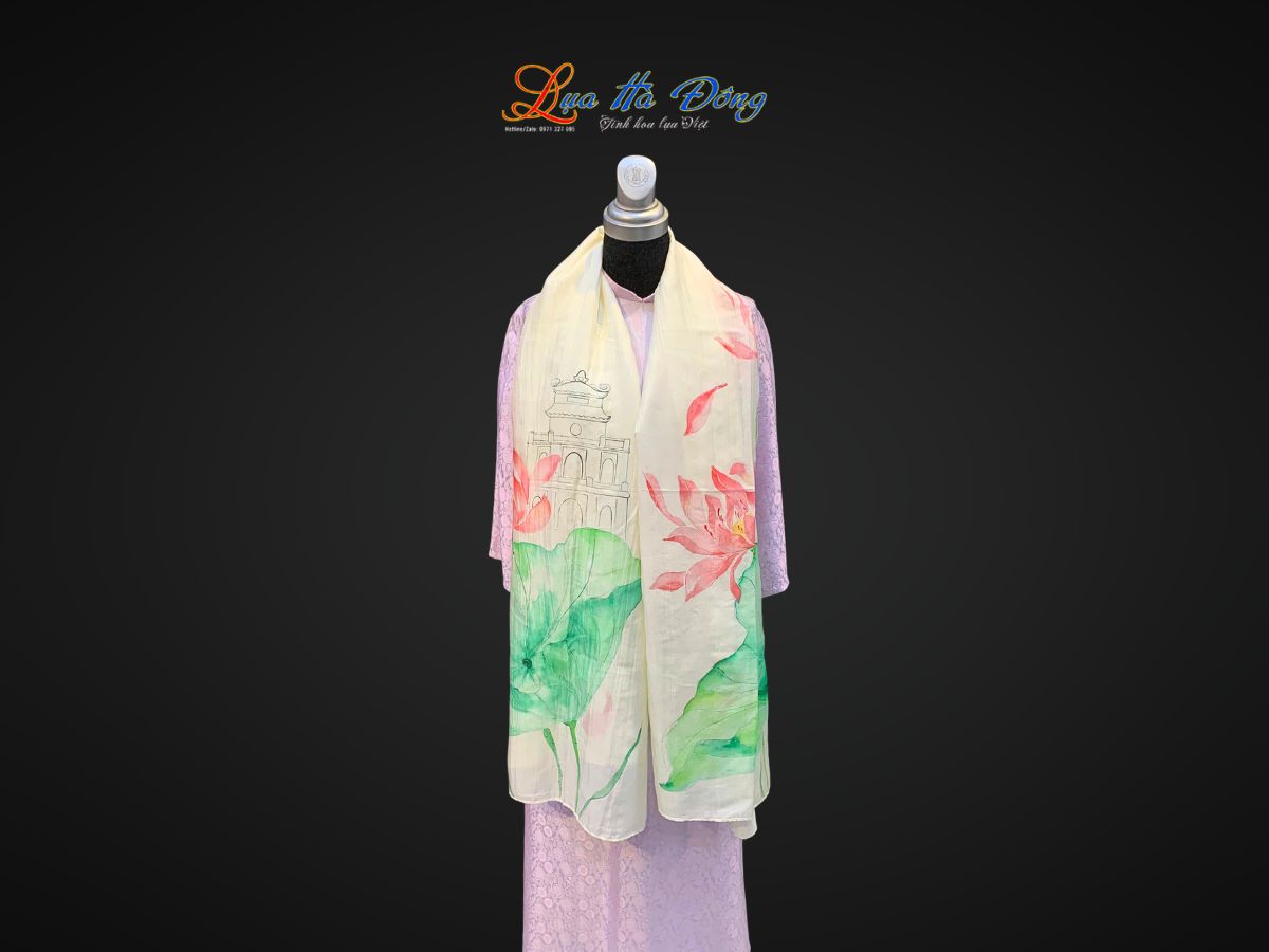 Khăn lụa tơ tằm vẽ tay Hồ Gươm màu kem LNL75180/1