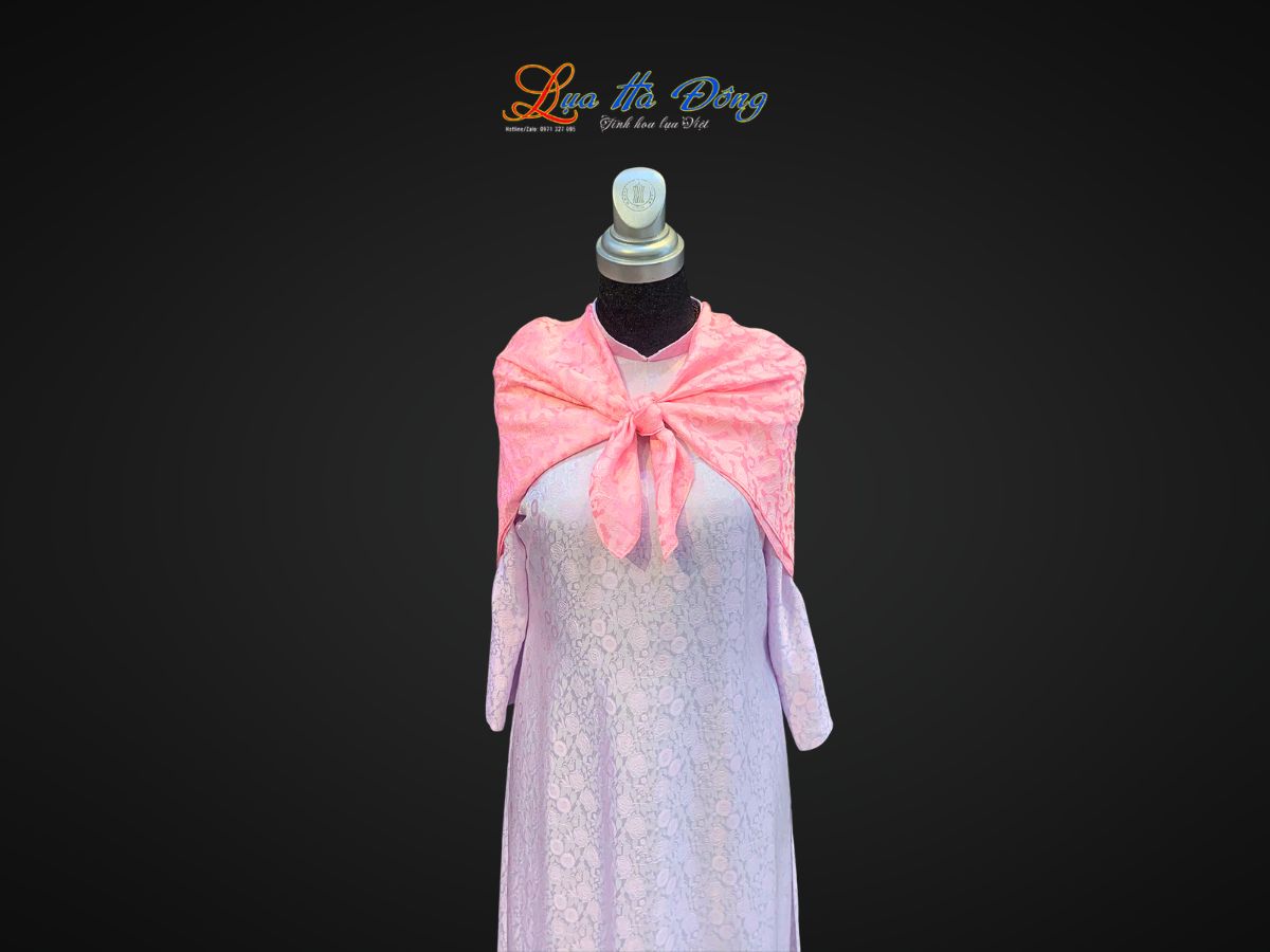 Khăn lụa tơ tằm họa tiết đuôi công hồng trơn MNV-LNL8585/3