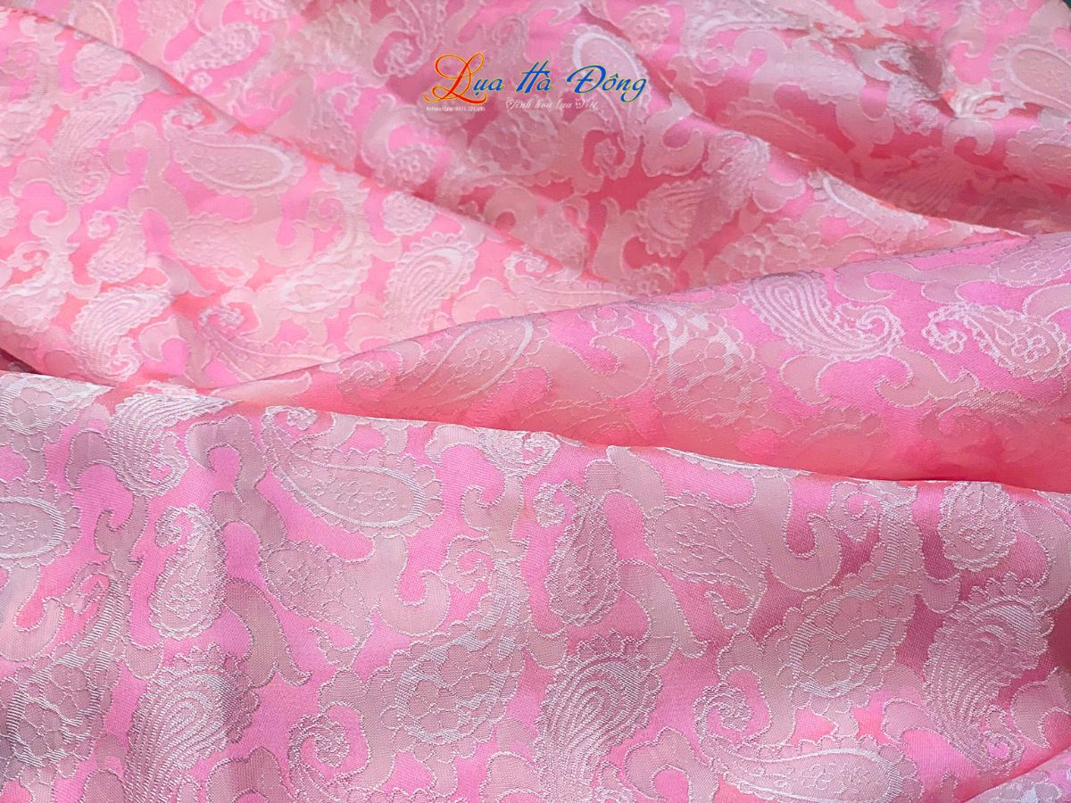Khăn lụa tơ tằm họa tiết đuôi công hồng trơn MNV-LNL8585/3