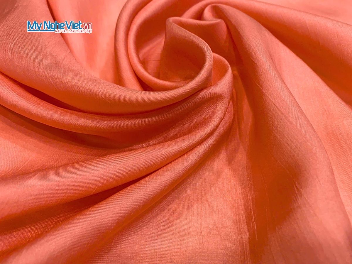 Khăn lụa vuông tơ tằm trơn màu cam hồng MNV-PT5050/6