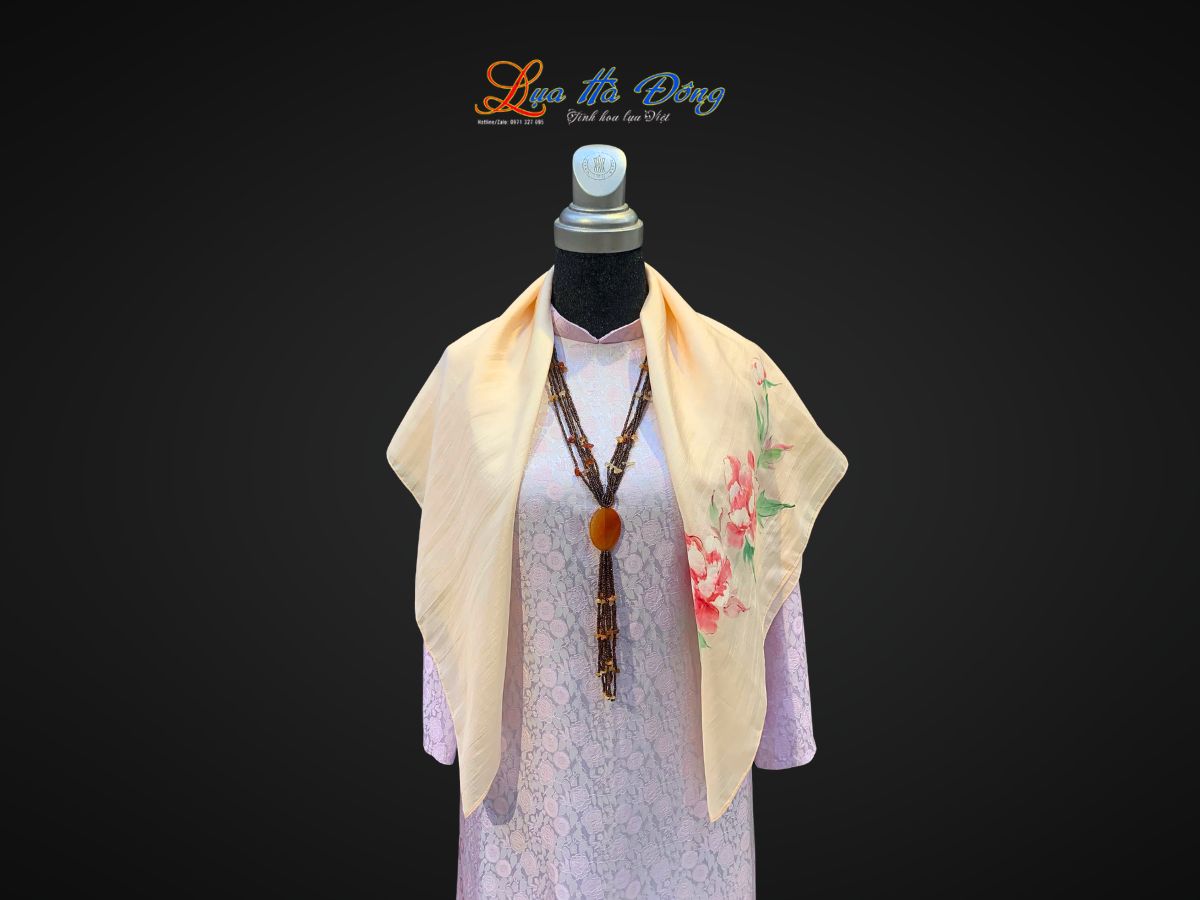 Khăn lụa vuông tơ tằm màu cam vẽ hoa MNV-PT8585/3