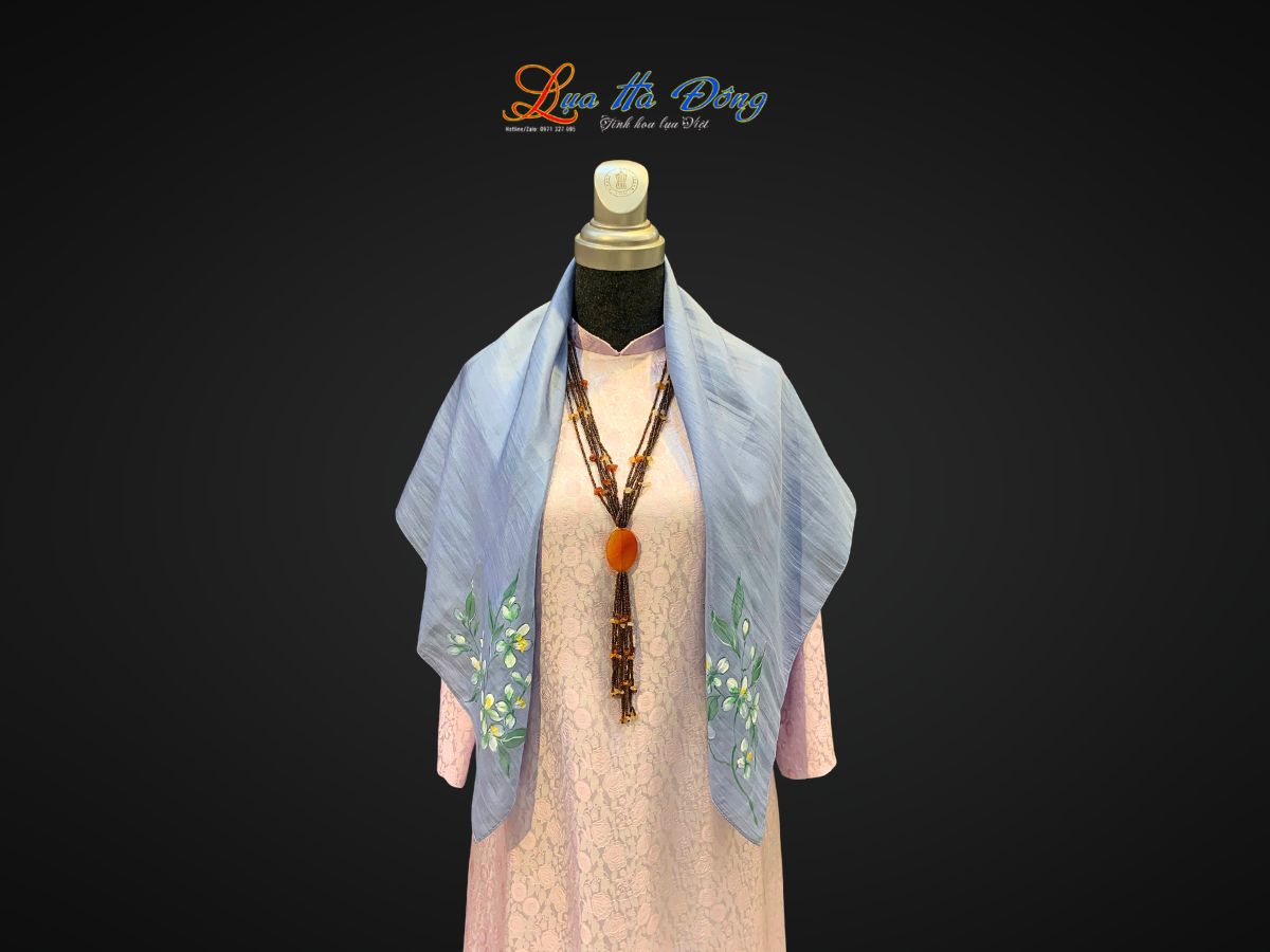 Khăn lụa vuông tơ tằm màu xanh vẽ hoa MNV-PT8585/5