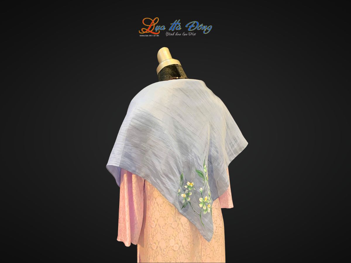 Khăn lụa vuông tơ tằm màu xanh vẽ hoa MNV-PT8585/5