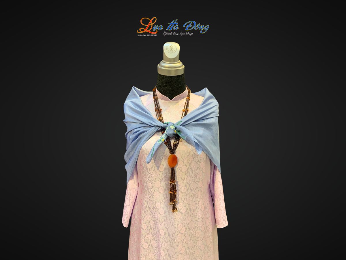 Khăn lụa vuông tơ tằm màu xanh vẽ hoa MNV-PT8585/5