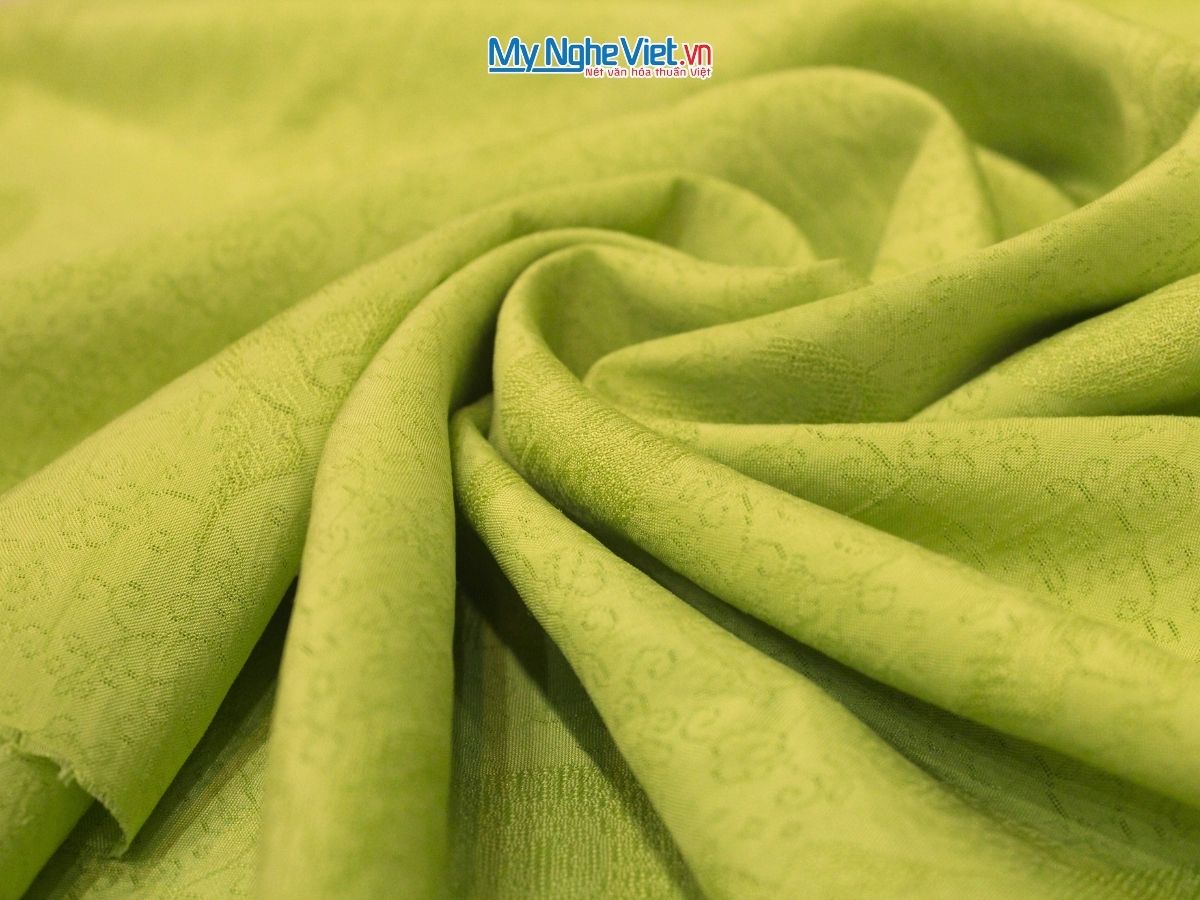 Áo Dài Lụa Vân phượng thọ màu xanh chuối non 4m khổ 80cm MNV-LNL691-3