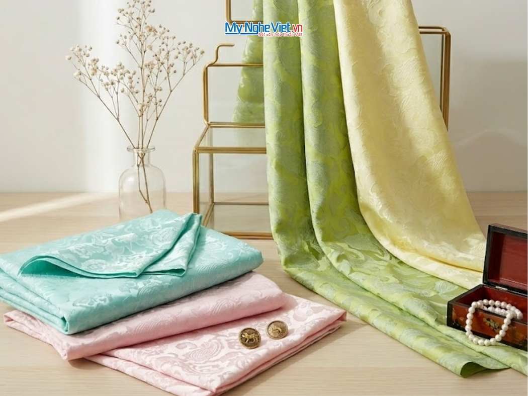 Vải Áo Dài Lụa Hà Đông - Tại TP.HCM - Lụa Vạn Phúc Hà Đông 