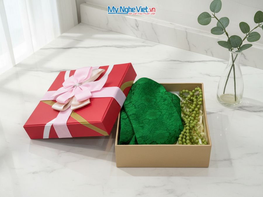 Bộ quà tặng băng đô lụa và vòng cổ lụa tơ tằm CBMNV-VHLNC02/2