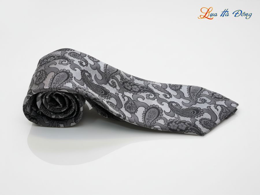 Cà vạt lụa tơ tằm họa tiết đuôi công xám MNV-CRV05-1