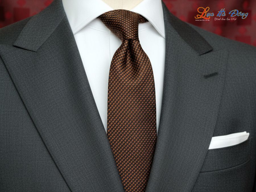 Cà vạt lụa tơ tằm họa tiết ô vuông cam MNV-CRV81