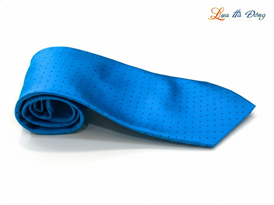 Cà vạt lụa tơ tằm họa tiết xanh chấm bi đen MNV-CRV02