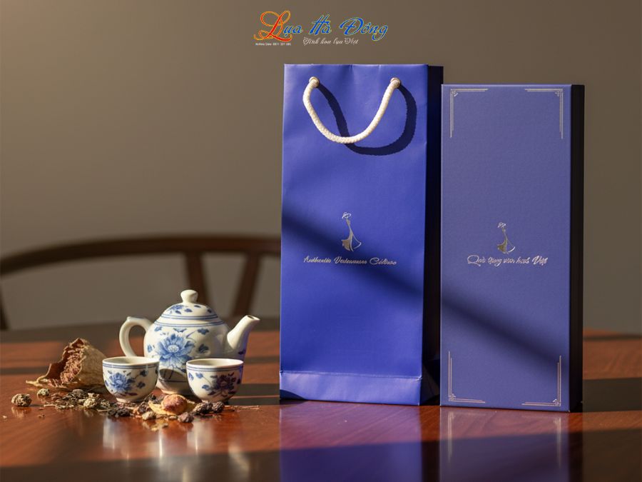 Cà vạt lụa tơ tằm họa tiết ô vuông xám MNV-CRVPT02