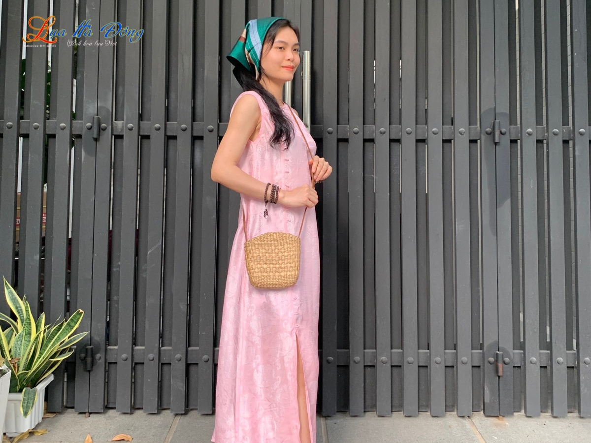 Váy May Sẵn - Váy Sát Nách Hồng Lụa Hà Đông MNV-TKLNL02-2