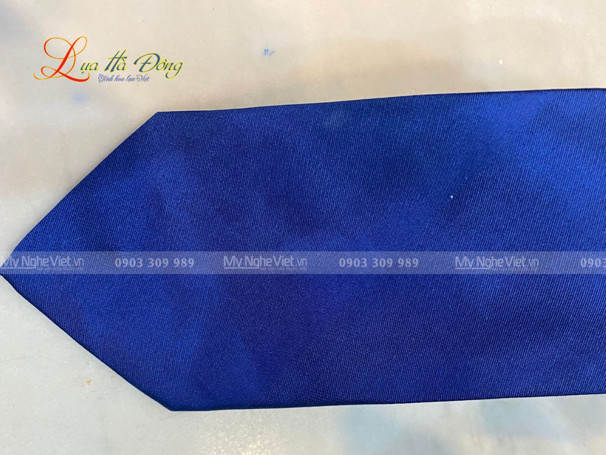 Cravat Lụa Họa Tiết MNV-CRVPT02