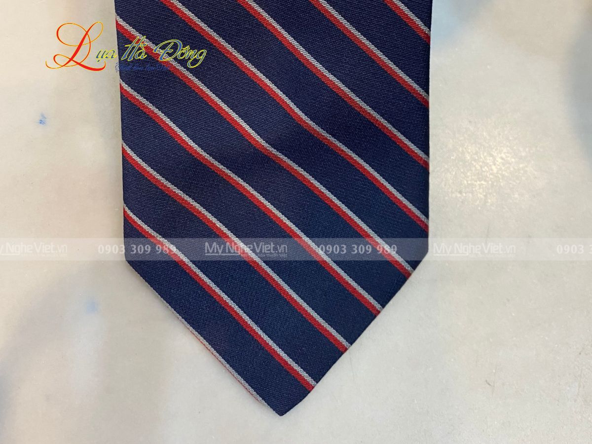 Cravat Lụa Họa Tiết MNV-CRVPT01