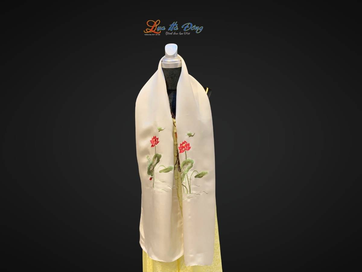 Quà Tặng Hộp Sơn Mài Hoa Đào & Khăn Lụa Hà Đông CBMNV-LNL45180/12