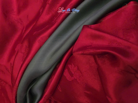 Vải lụa HĐ cá chép hoa sen 100% silk đỏ đô 1m2 2m7 LNL27/3