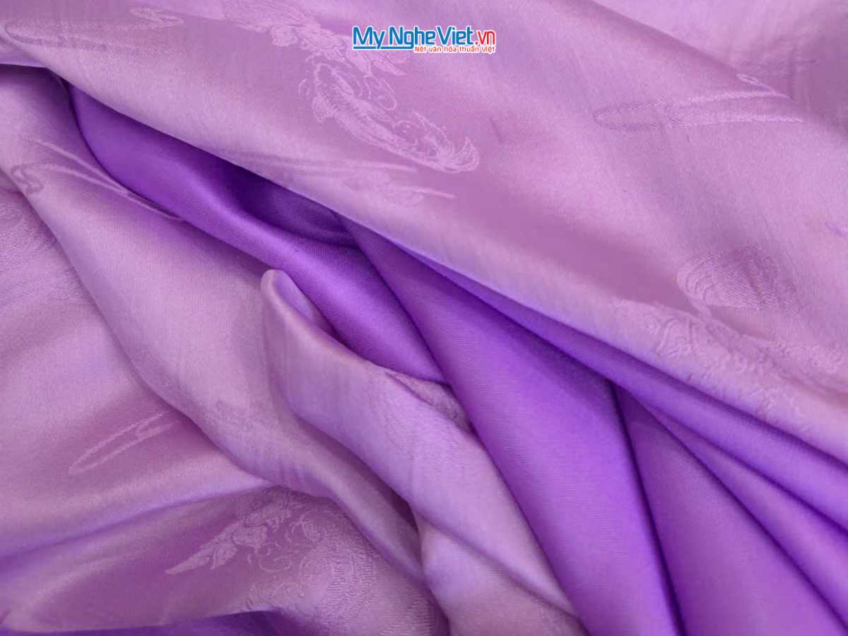Vải lụa HĐ cá chép hoa sen 100% silk tím hoa cà 1m2 2m7 LNL27/2