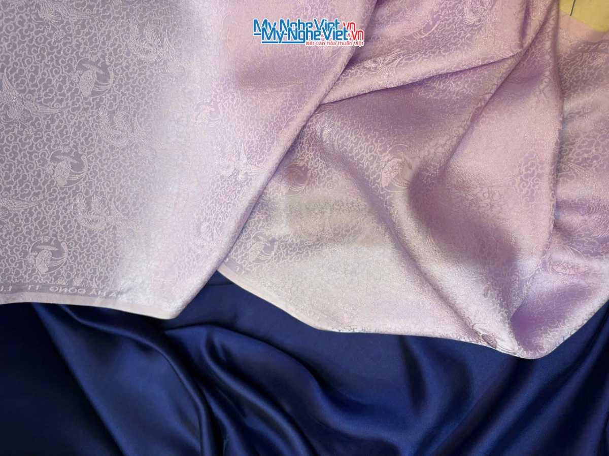 	Vải Lụa Hà Đông Phượng Sen Tím Cà 3.7m MNV-LHD37/3