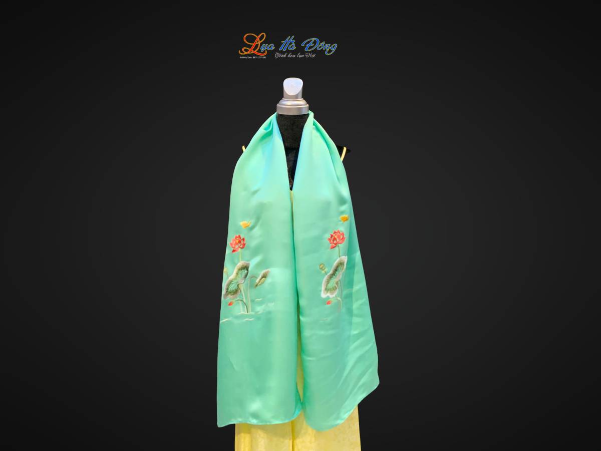 Khăn lụa trơn thêu sen xanh ngọc bích MNV-LNL45180/17